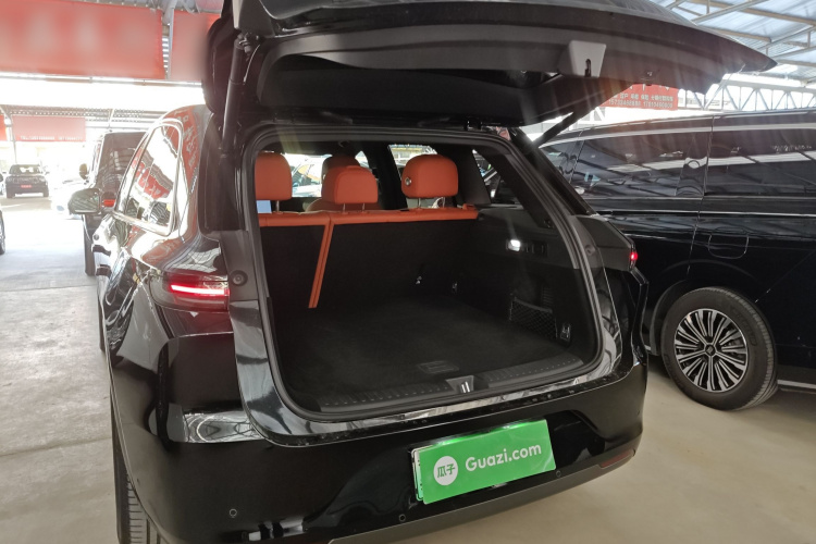 理想汽车 理想L6 2024款 Pro机舱底盘23