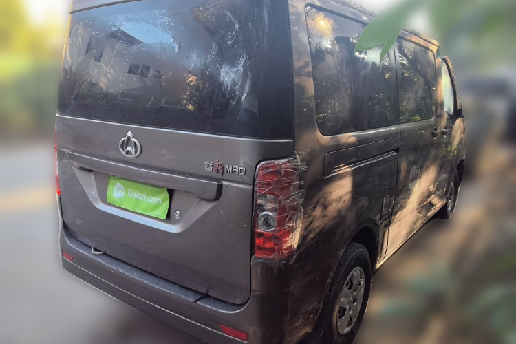 长安凯程 长安睿行M60 2020款 1.5L标准型国VI 6座DAM15KR车身外观7