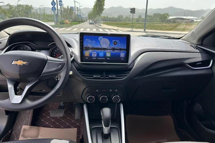 雪佛兰 科沃兹 2021款 325T 自动欣悦版中控内饰7001