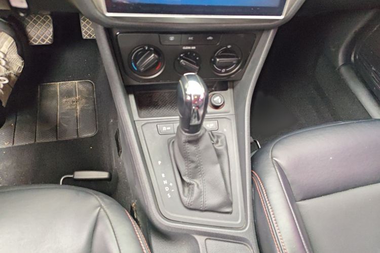 大众 朗逸 2015款 1.6L 自动风尚版局部细节18