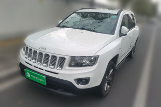 Jeep 指南者(进口) 2014款 2.4L 四驱运动版