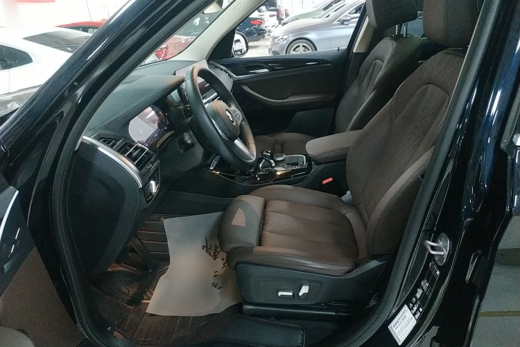 宝马X3 2022款 改款 xDrive25i M运动套装局部细节19