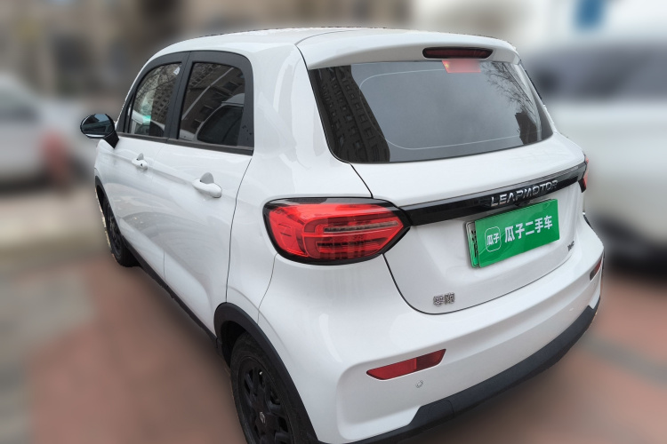 零跑汽车 零跑T03 2023款 310轻享版车身外观5