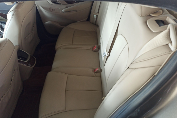 别克 君越 2013款 2.4L SIDI领先舒适型中控内饰7004