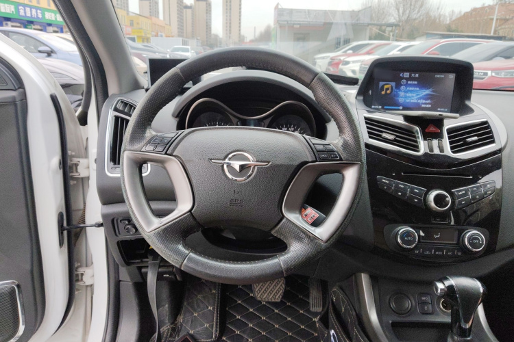 海马S5 2015款 1.5T CVT豪华型中控内饰13