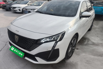 标致408 2022款 1.6T 追光版