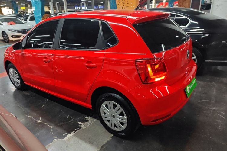 大众 Polo 2016款 1.4L 手动风尚型车身外观4