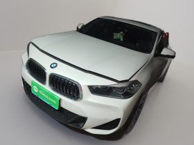 宝马X2 2022款 sDrive25i M运动套装