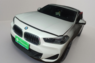 宝马X2 2022款 sDrive25i M运动套装