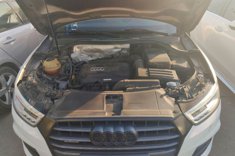 奥迪Q3 2016款 40 TFSI quattro 全时四驱风尚型局部细节24