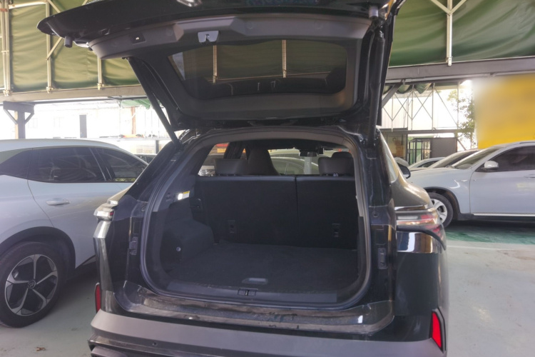 捷途山海L6 2024款 1.5TD DHT MAX机舱底盘23