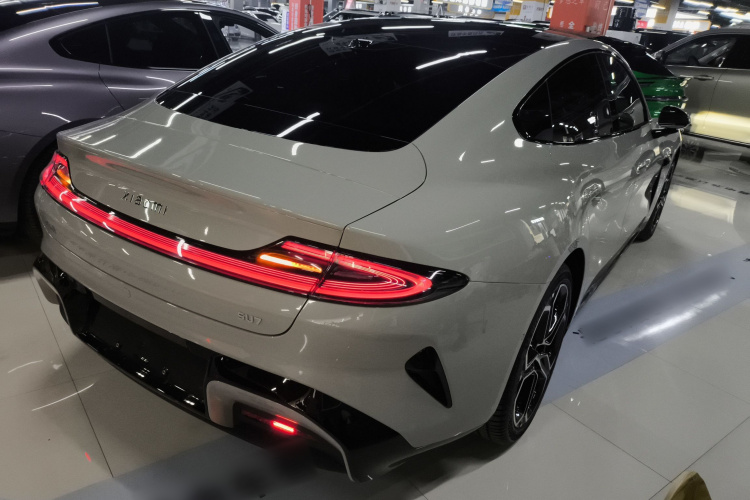 小米汽车 小米SU7 2024款 后驱长续航智驾版车身外观7