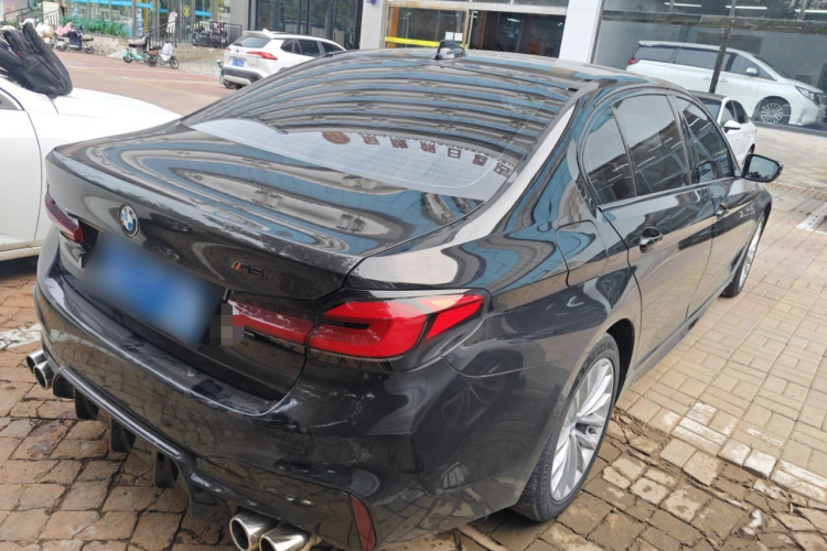 宝马5系 2019款 改款 525Li 豪华套装车身外观7