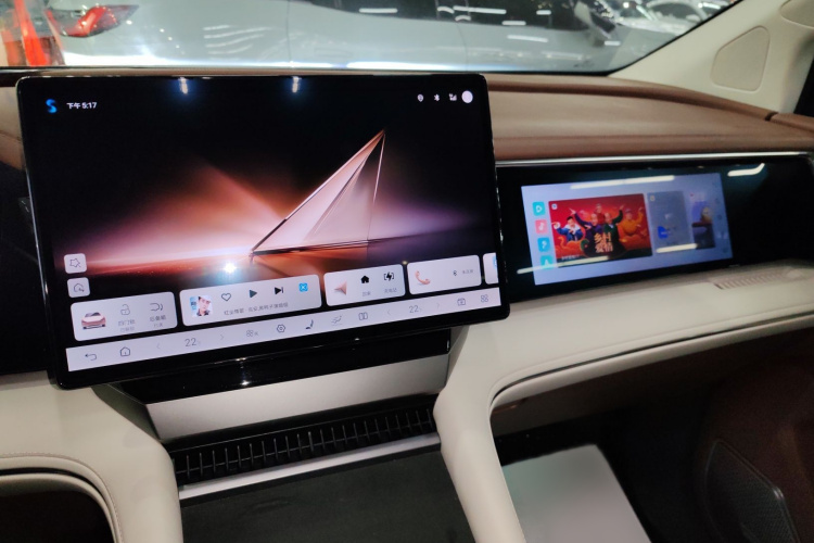 比亚迪 夏 2025款 DM-i 1.5T 180km 卓越型局部细节16