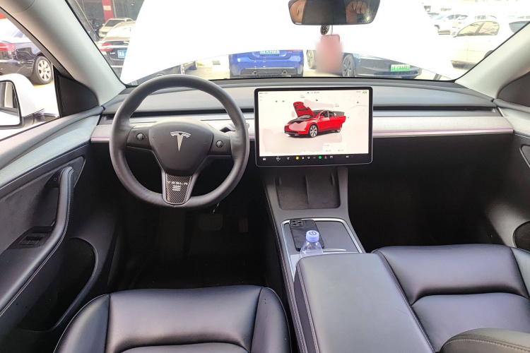 特斯拉 Model Y 2023款 后轮驱动版中控内饰12