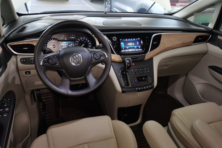 别克GL8 2017款 ES 28T 舒适型 国V中控内饰7002