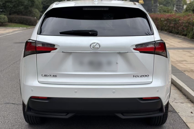 雷克萨斯NX 2015款 200 前驱 锋行版车身外观6004