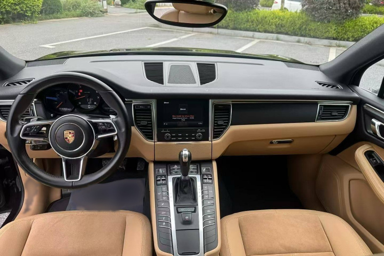 保时捷 2017款  Macan 2.0T中控内饰7001