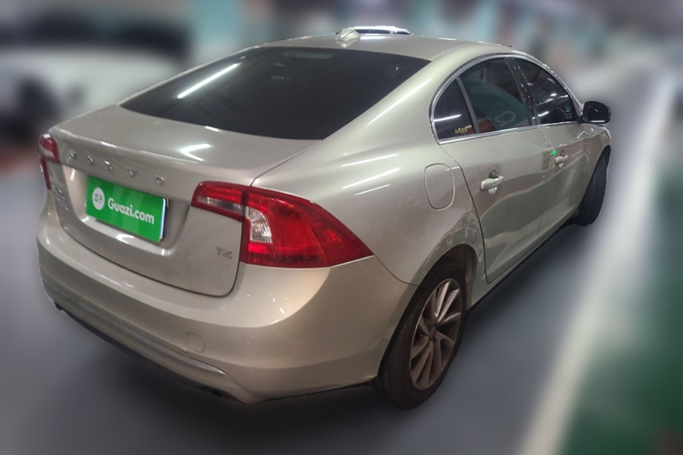 沃尔沃S60 2018款 S60L T4 智远版车身外观6005