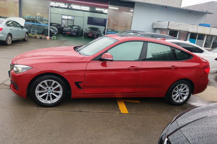 宝马3系GT 2017款 320i 时尚型车身外观6003