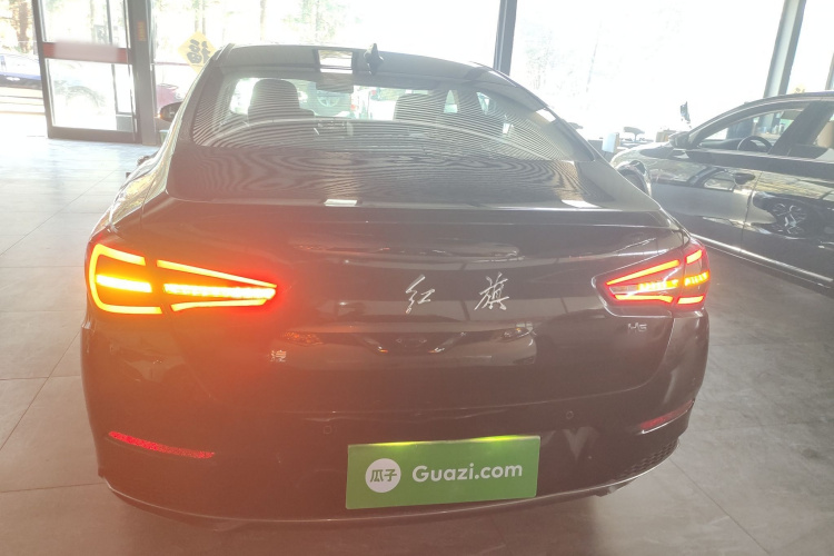 红旗H5 2022款 经典款 1.5T DCT旗悦版车身外观6