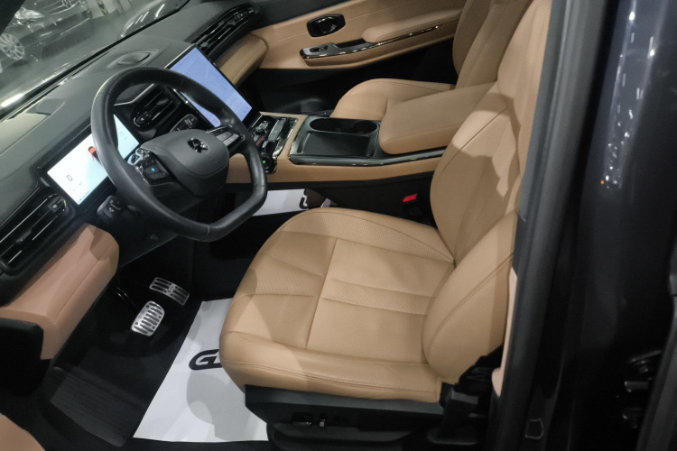 蔚来ES8 2020款 580KM 六座版局部细节19