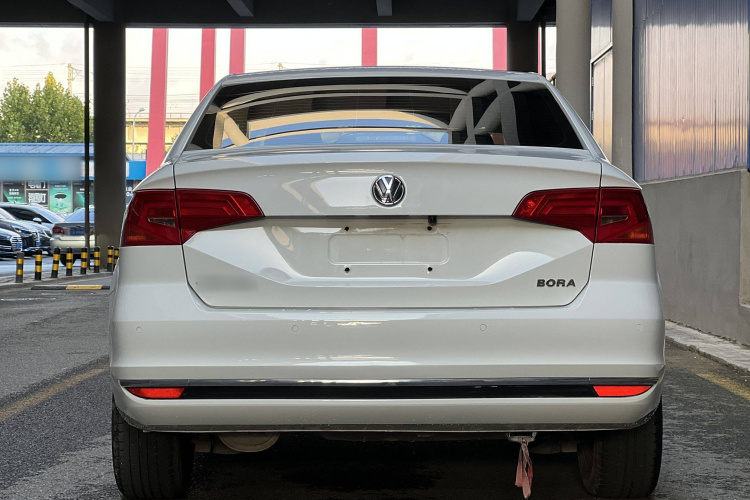 大众 宝来 2016款 1.6L 自动舒适型车身外观6004