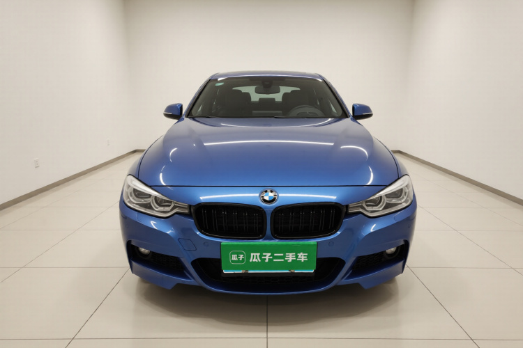 宝马3系 2017款 320i M运动型车身外观2