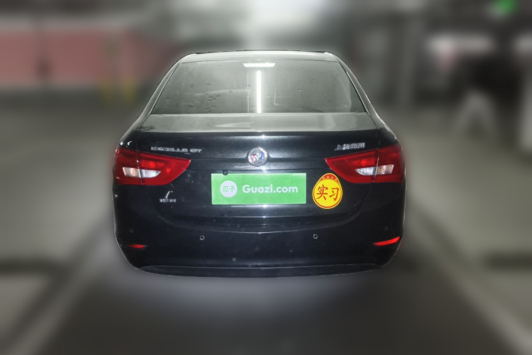 别克 英朗 2015款 15N 自动精英型车身外观6