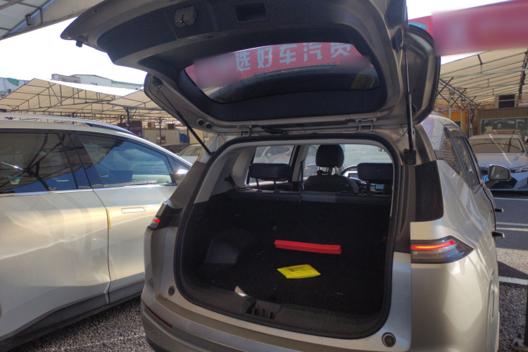 埃安 AION Y 2023款 Plus 610 智领版 三元锂机舱底盘23