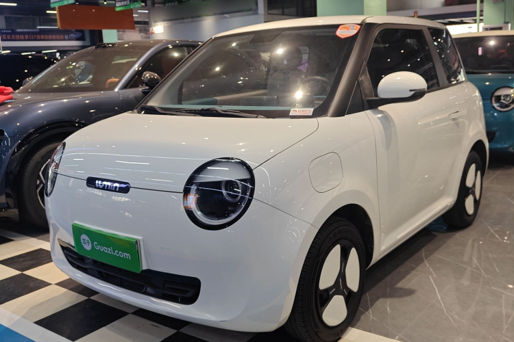 长安启源 长安Lumin 2022款 210km 香甜款车身外观1