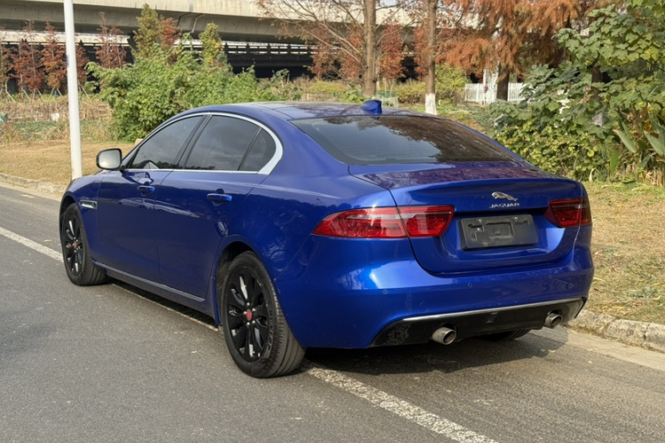 捷豹XEL 2018款 2.0T 200PS 精英版车身外观6008