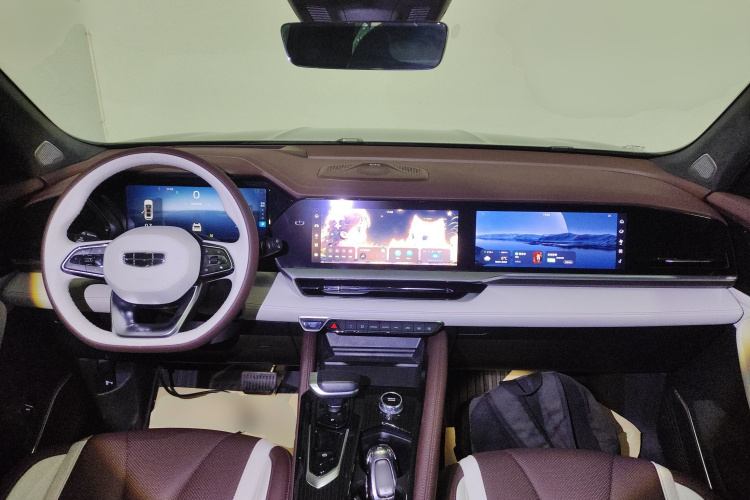 吉利汽车 星越L 2023款 2.0TD 高功自动两驱旗舰型中控内饰7002