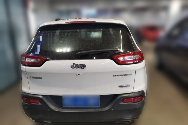 Jeep 自由光 2016款 2.4L 领先智能版车身外观6