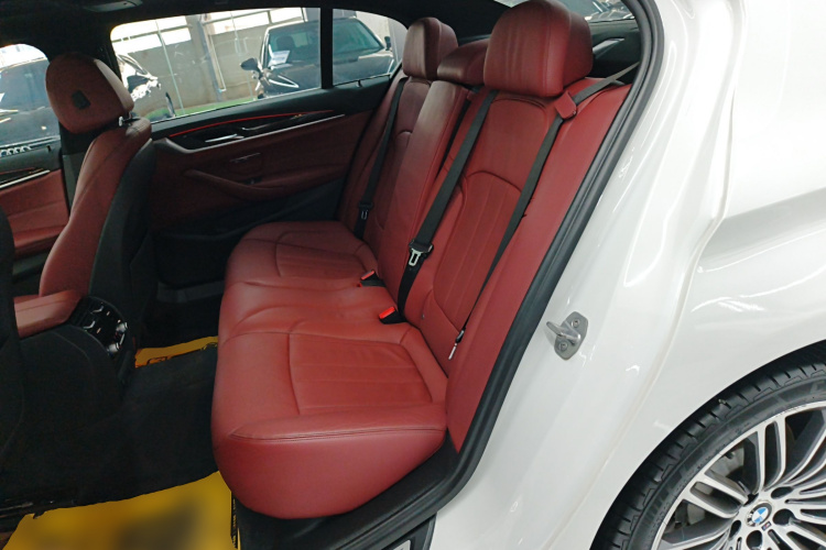 宝马5系 2018款 改款 530Li xDrive M运动套装中控内饰21