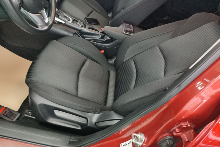 马自达3 昂克赛拉 2016款 三厢 1.5L 自动舒适型中控内饰19