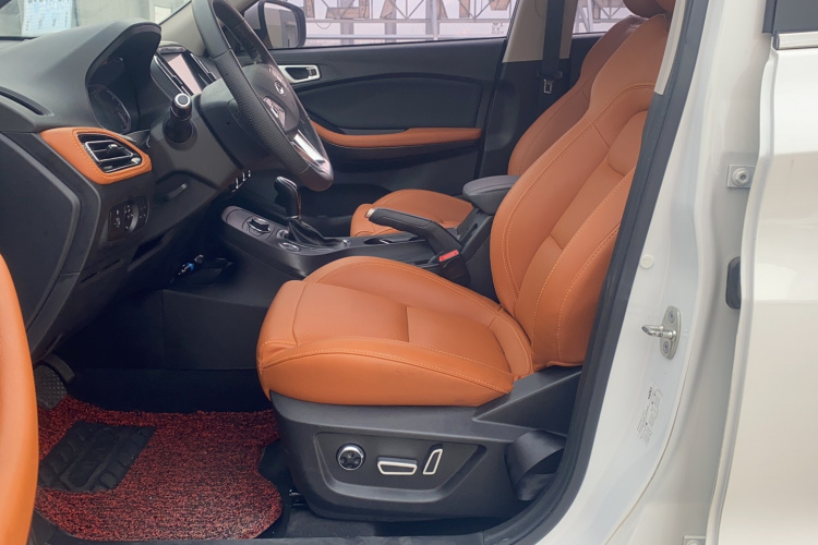 奇瑞 瑞虎7 2016款 2.0L CVT耀臻版局部细节19