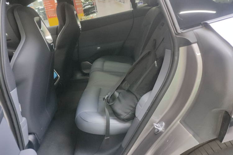 小米汽车 小米YU7 2025款 超长续航后驱版中控内饰21