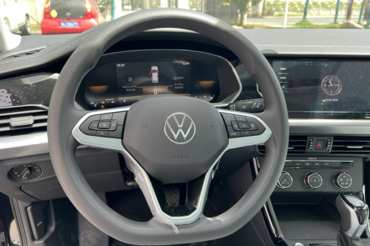 大众 帕萨特 2024款 280TSI 商务版中控内饰7002