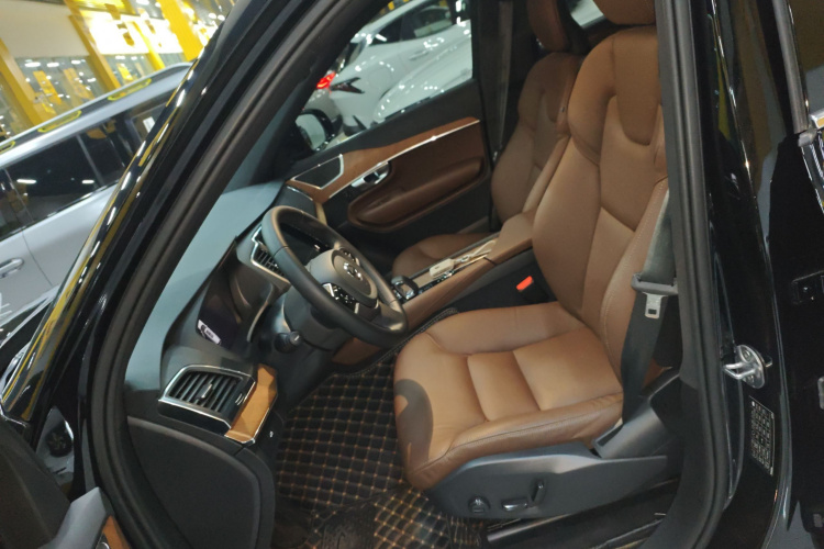 沃尔沃XC90 2024款 B5 智行豪华版 7座局部细节19