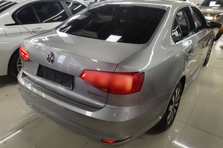 大众 速腾 2017款 1.6L 自动舒适型车身外观7