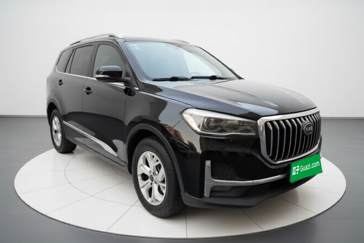 SWM斯威汽车 SWM斯威G05 2019款 2.0L 手动豪华型车身外观3