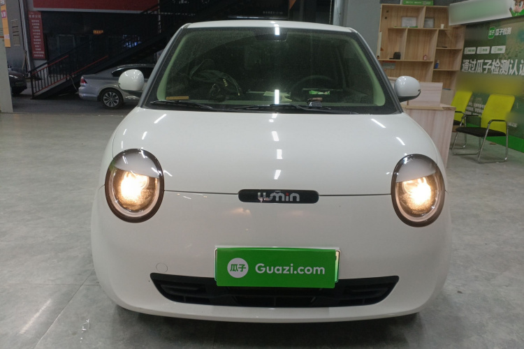 长安启源 长安Lumin 2023款 301km 蜜沁款车身外观2