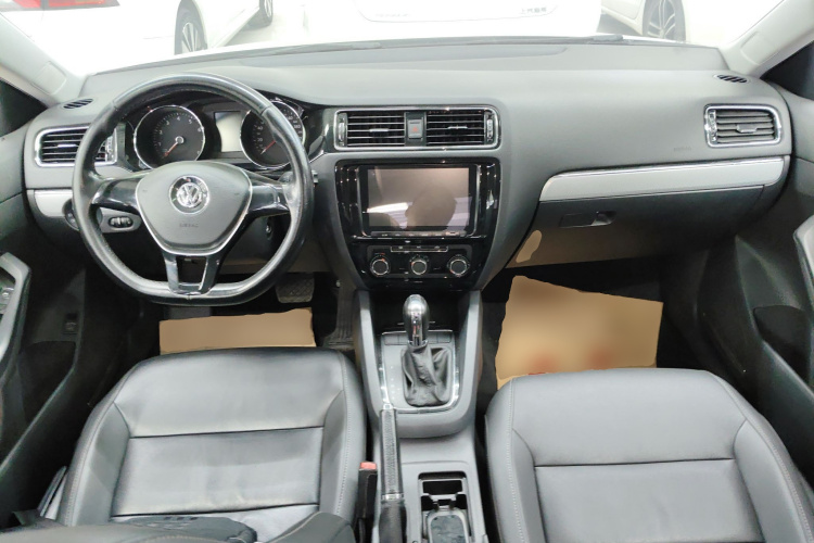 大众 速腾 2015款 1.6L 自动舒适型中控内饰12