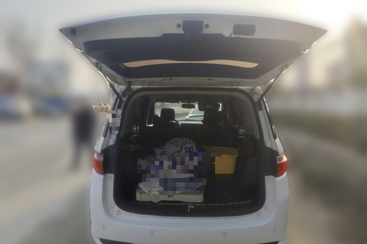 长安凯程 长安欧尚A600 2016款 1.5L 手动豪华型7座中控内饰23