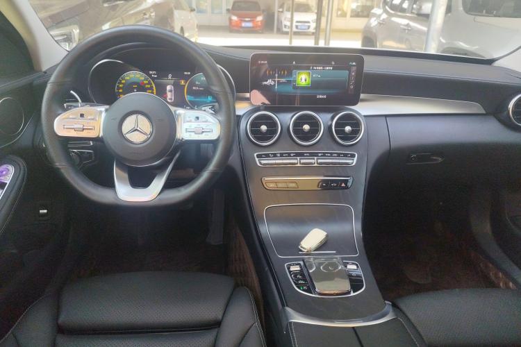 奔驰C级 2021款 C 200 L 时尚型运动版中控内饰7003