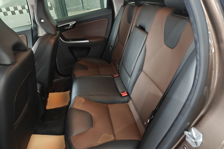 沃尔沃XC60 2016款 T5  智远版中控内饰21