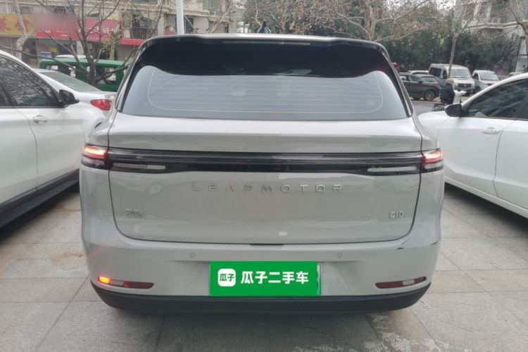 零跑汽车 零跑C10 2024款 210智享版车身外观6