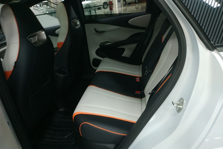 比亚迪 海豚 2021款 405km 时尚版中控内饰7004