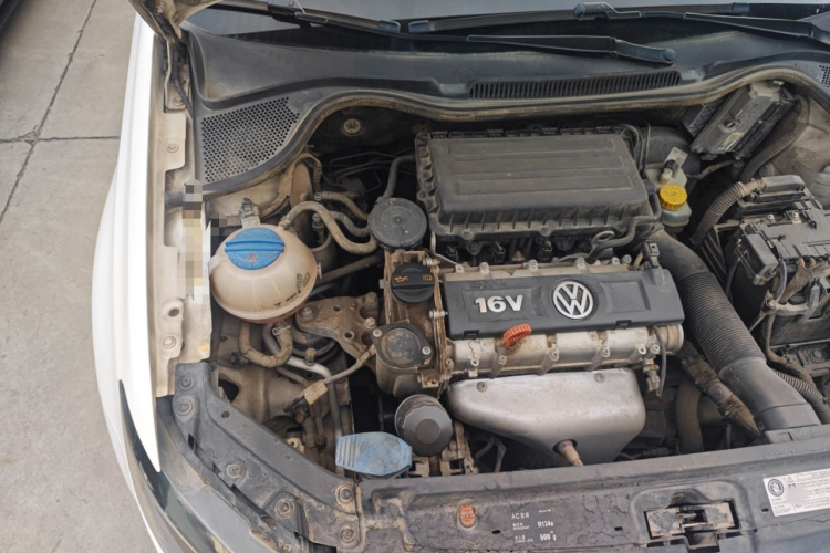 大众 Polo 2011款 1.6L 自动致酷版局部细节9006